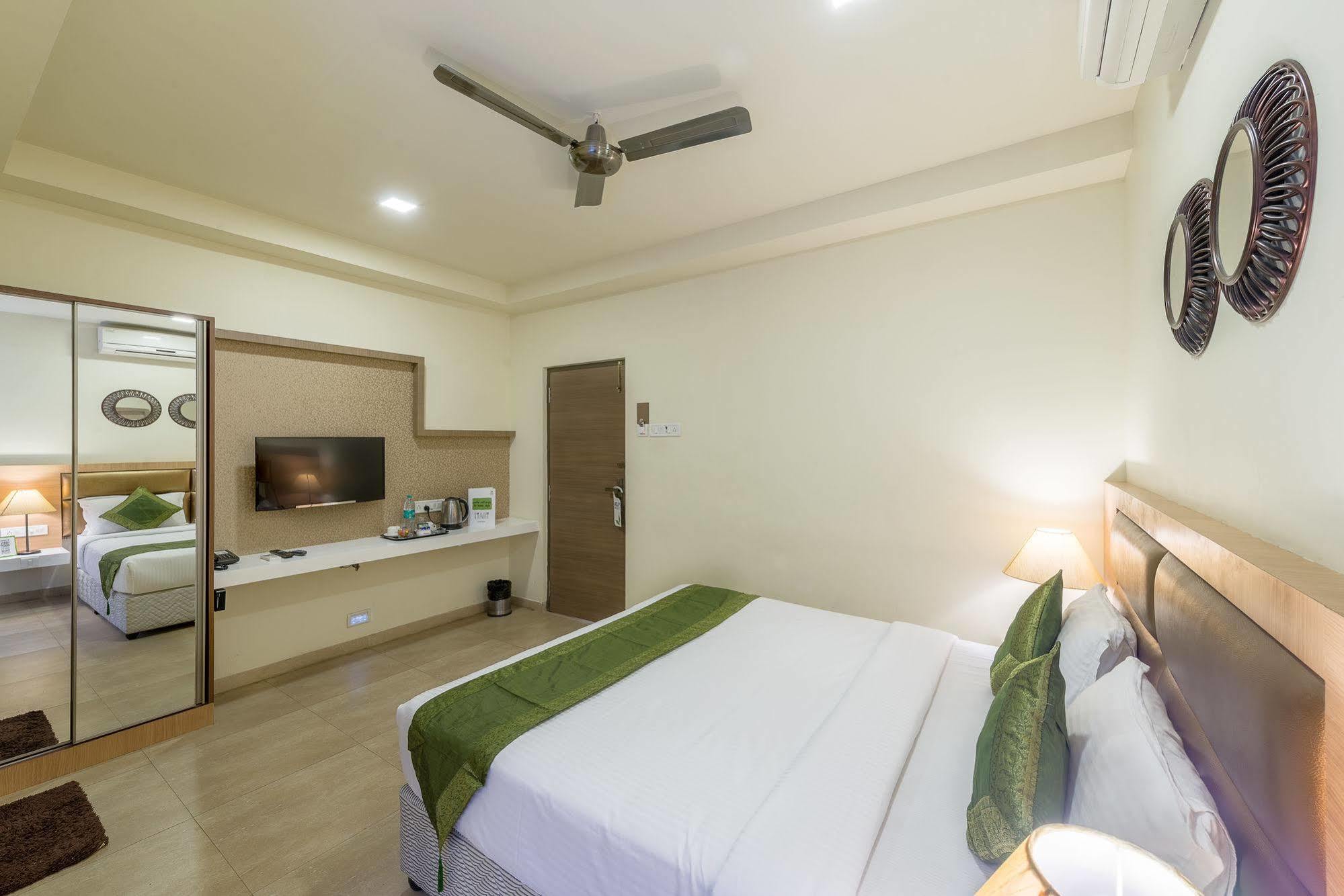 Treebo Nestlay Airport Alandur Hotel Chennai Exterior foto